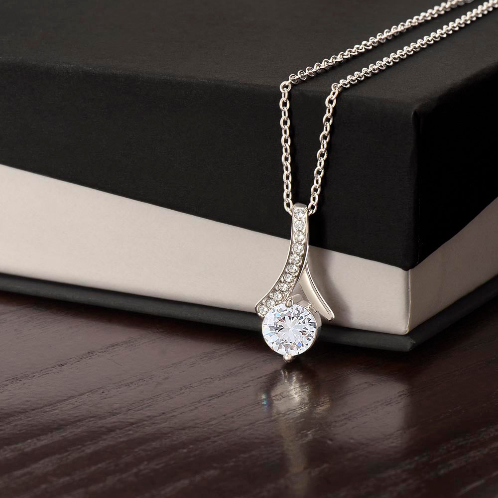Alluring Beauty Necklace — Elegant Witchy Jewelry