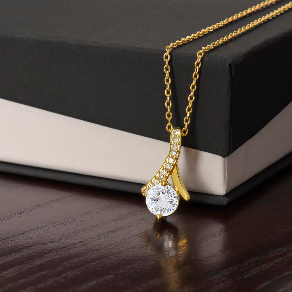 Alluring Beauty Necklace — Elegant Witchy Jewelry