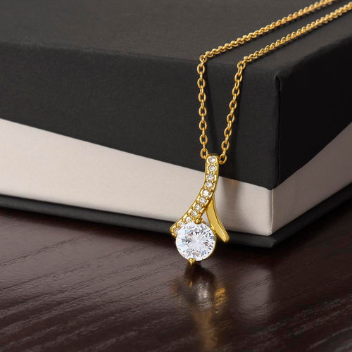 Alluring Beauty Necklace — Elegant Witchy Jewelry